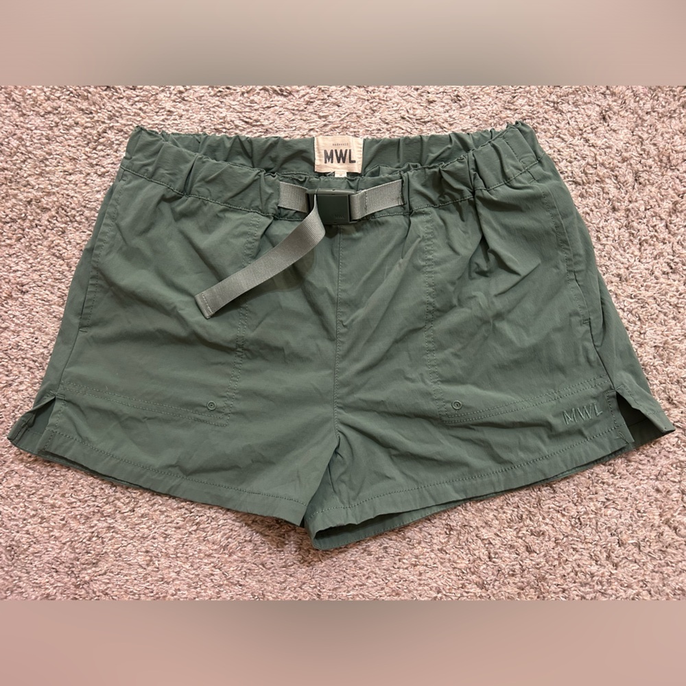 Madewell Hiking Green Women’s Utility Shorts Minimalist Size Medium Adjustable